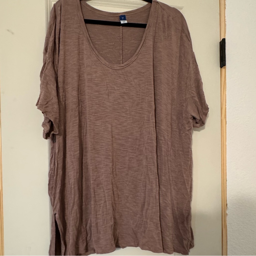Old Navy Tee
